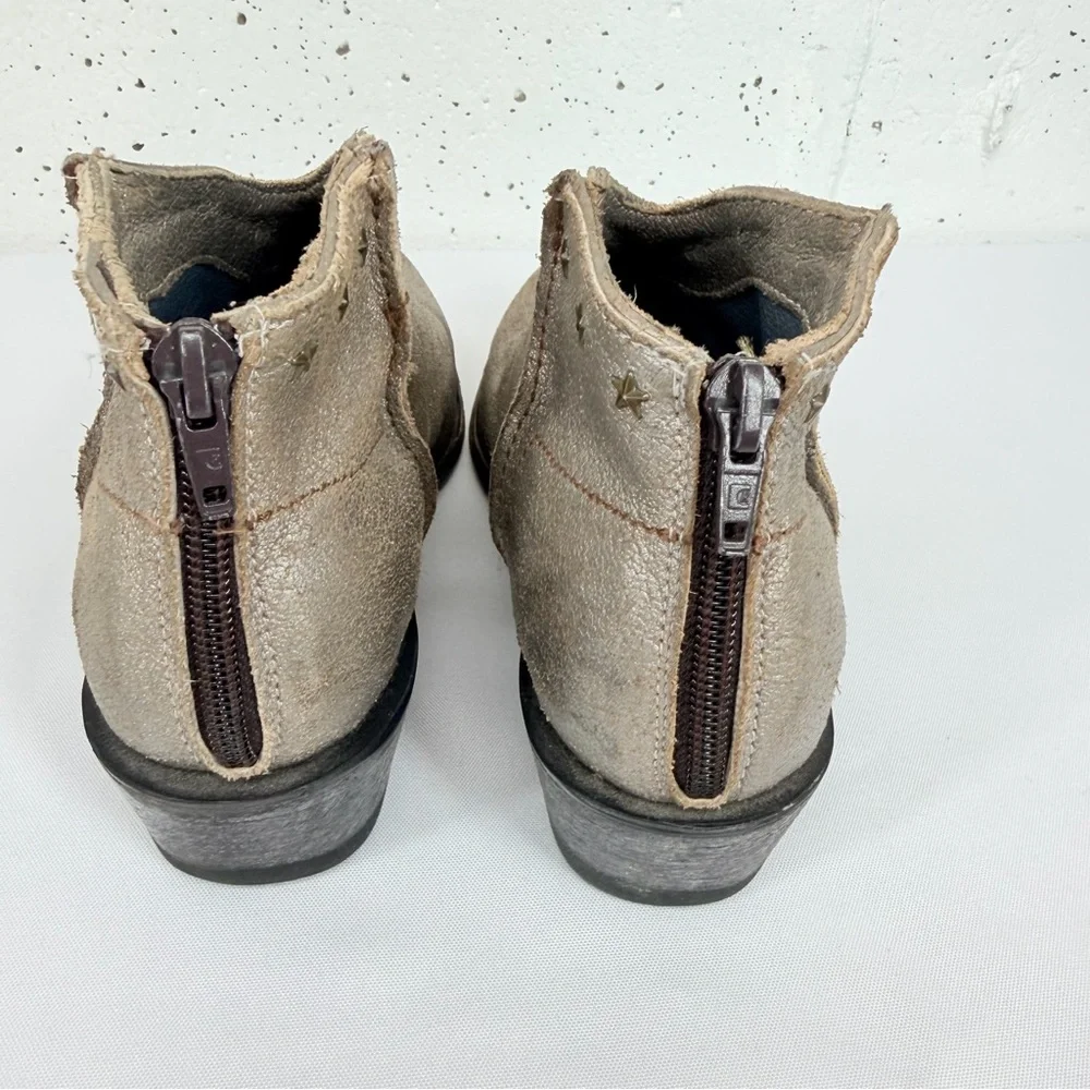 OG by Old Gringo size 6.5 Samara Star Studded Gunmetal Distressed Leather Boots